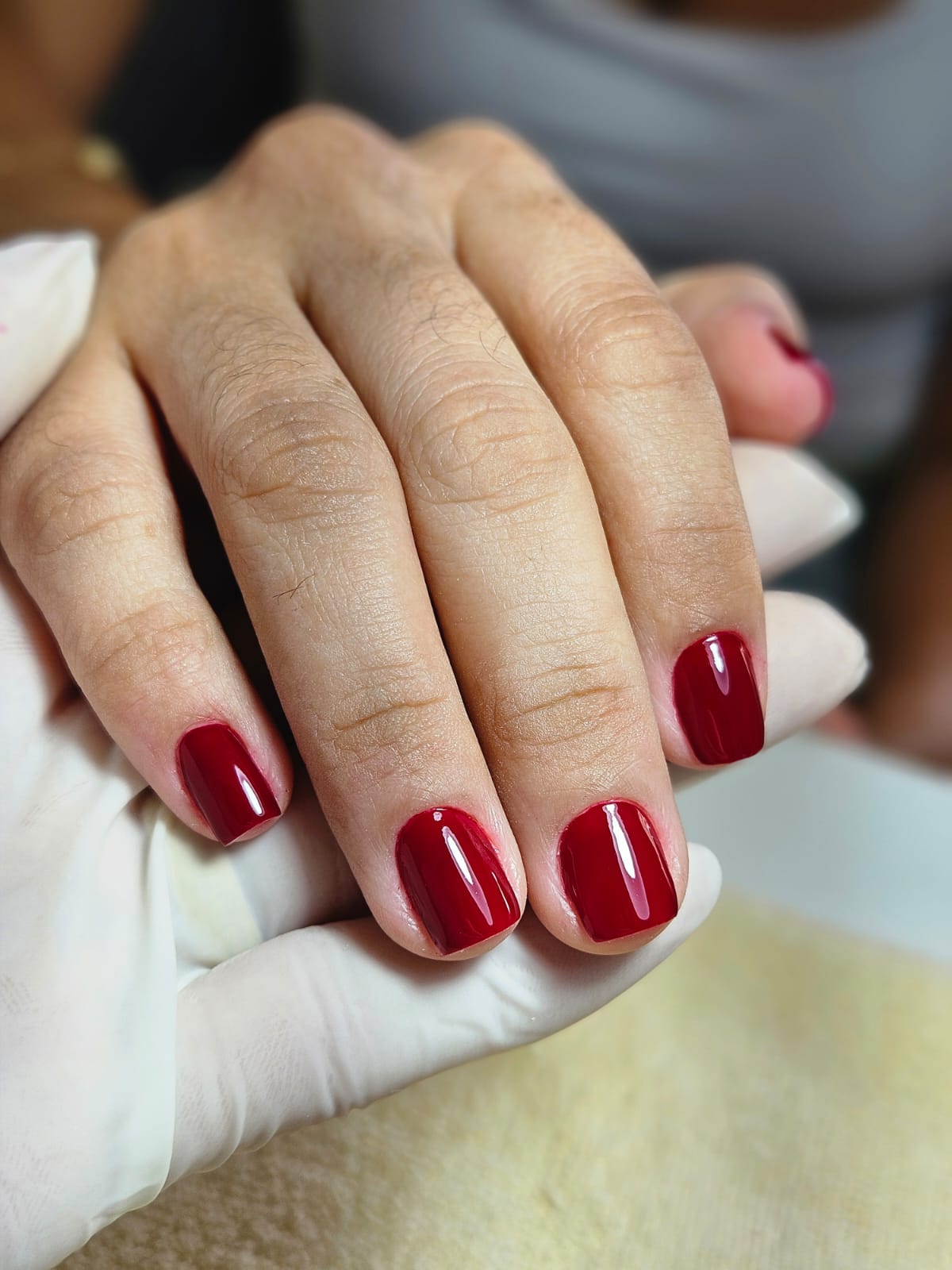 Manicure vermelha
